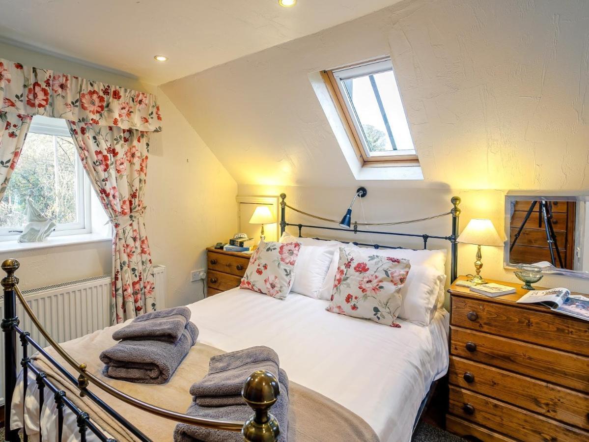 Вилла 1 Bed In Fenny Bentley 80376 Экстерьер фото