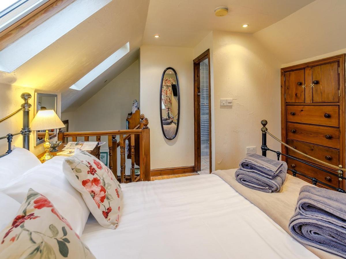 Вилла 1 Bed In Fenny Bentley 80376 Экстерьер фото